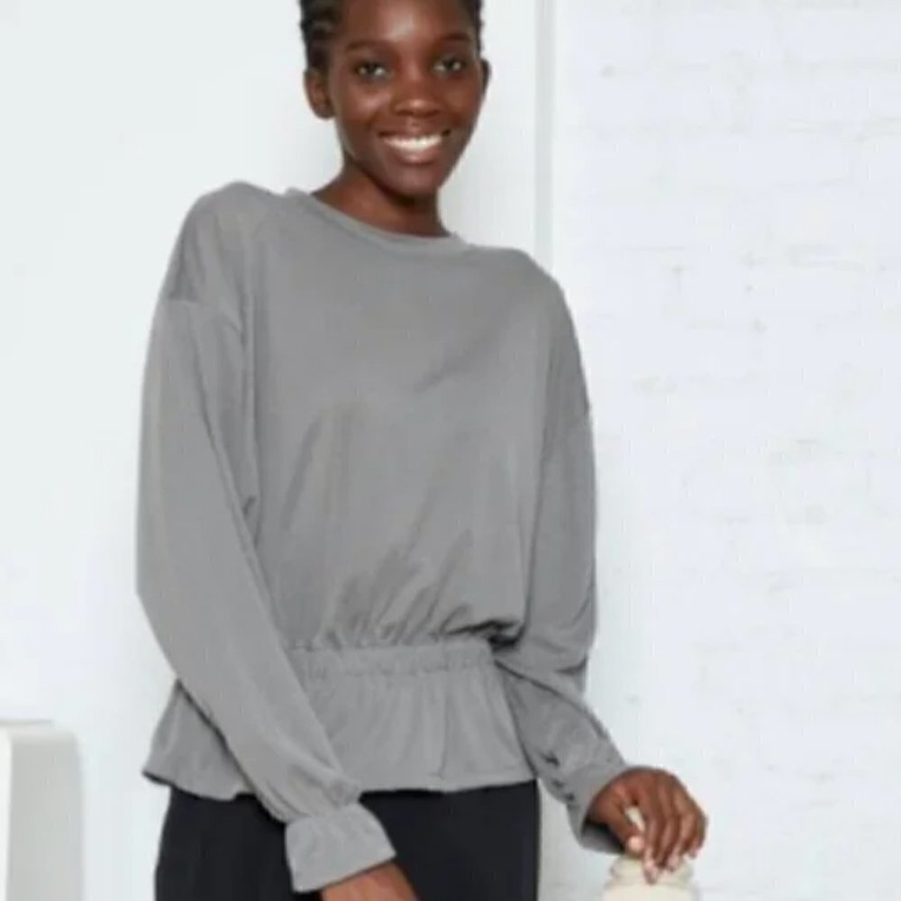 A New Day Women's Size XL Ribbed Peplum Top Long Sleeve Sage Green Gray Crewneck